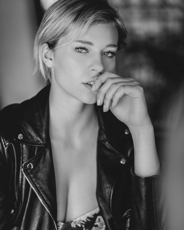 Viktoria — 26